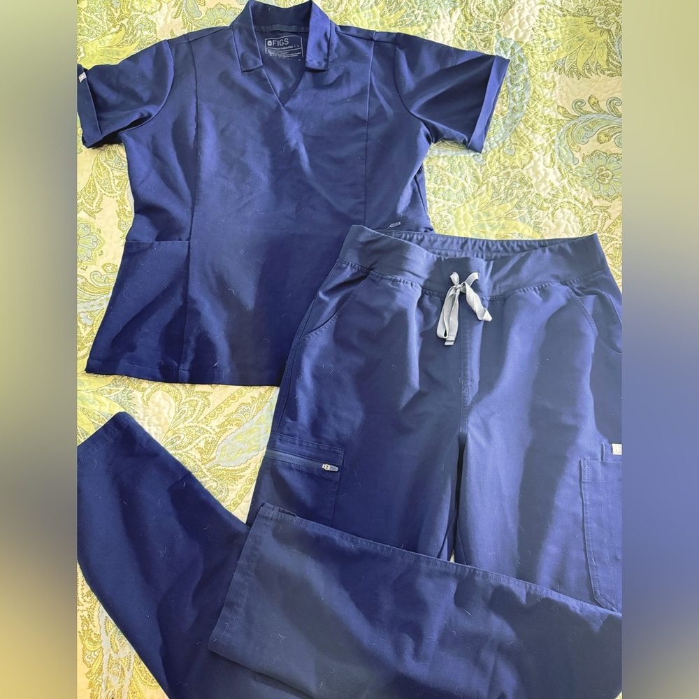 Figs Scrub Set Lg/LgT Navy Rafael Top